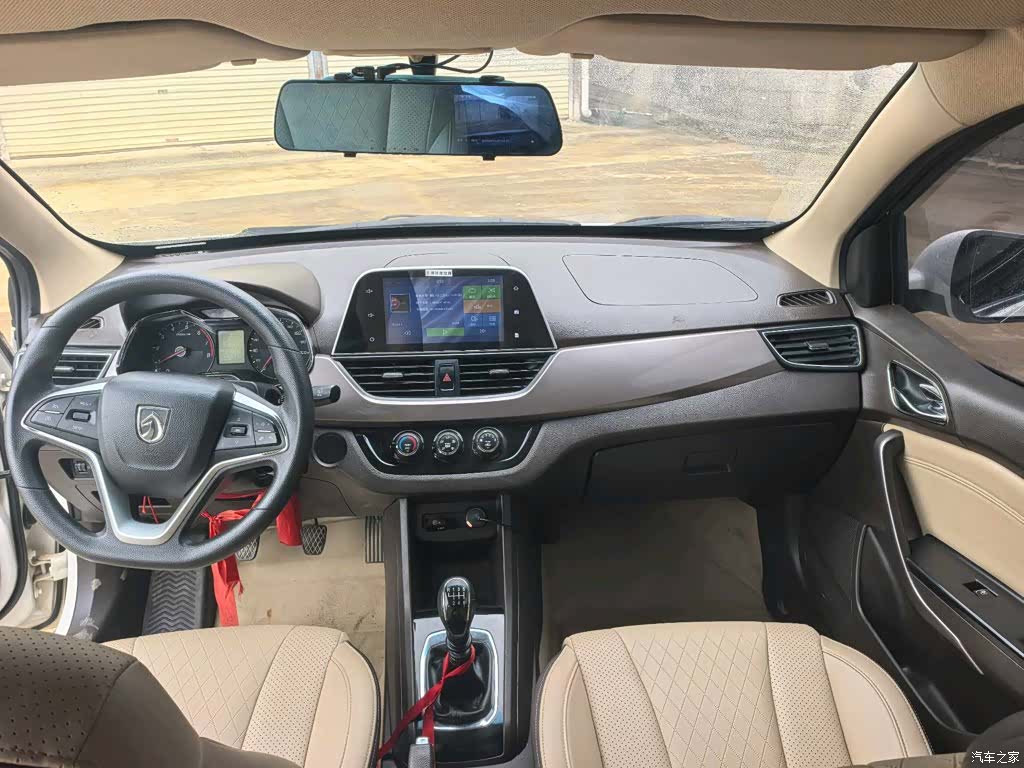 Wuling 310W, 2017 8