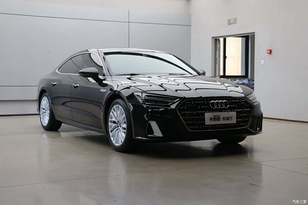 Audi A7L, 2024 31