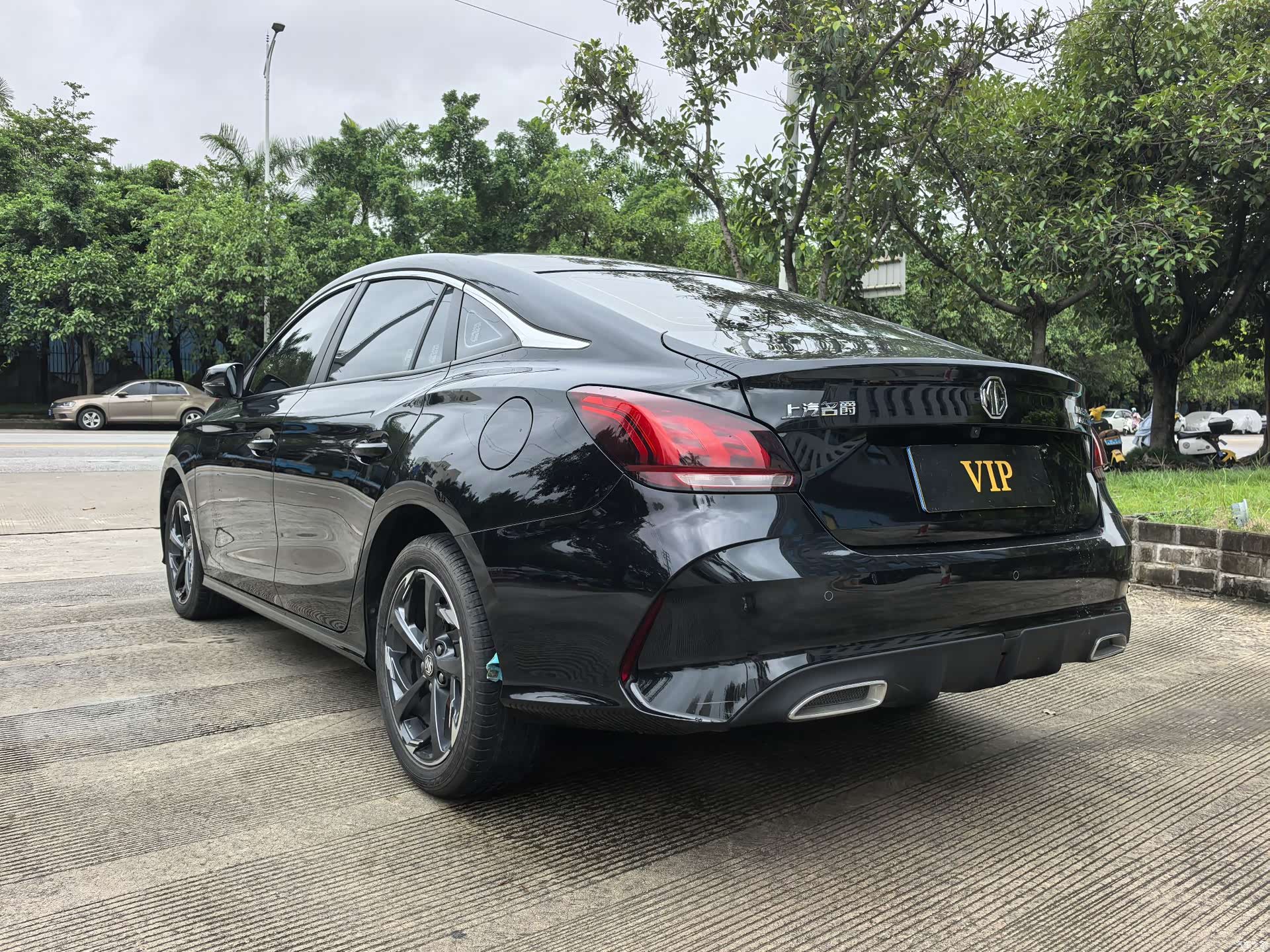 MG MG5, 2023 13