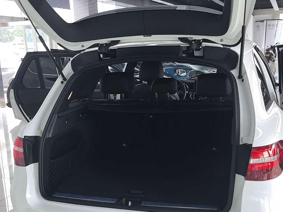 Mercedes-Benz GLC Mercedes-Benz GLC
