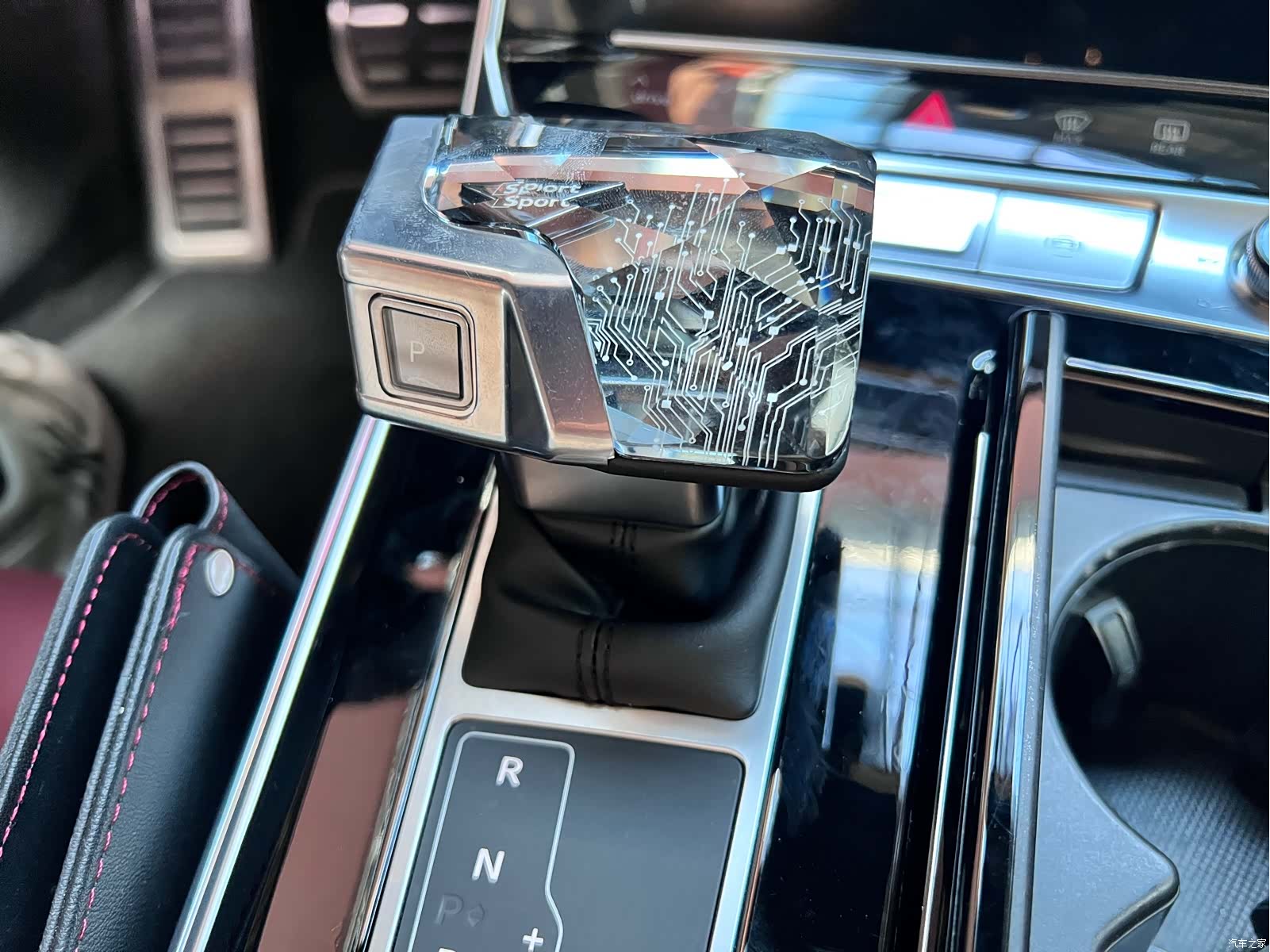 Audi A7L, 2024 15