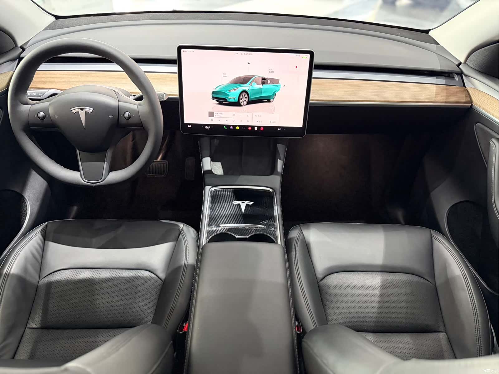 Tesla Model Y, 2022 7