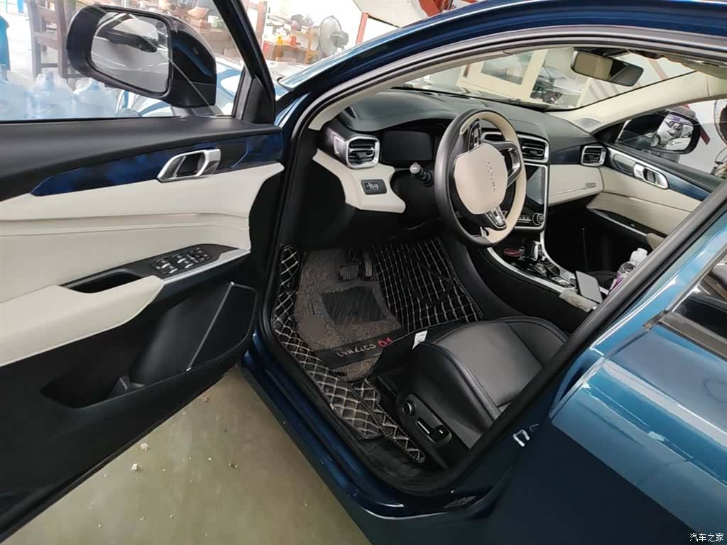 Lynk & Co 01, 2018 16