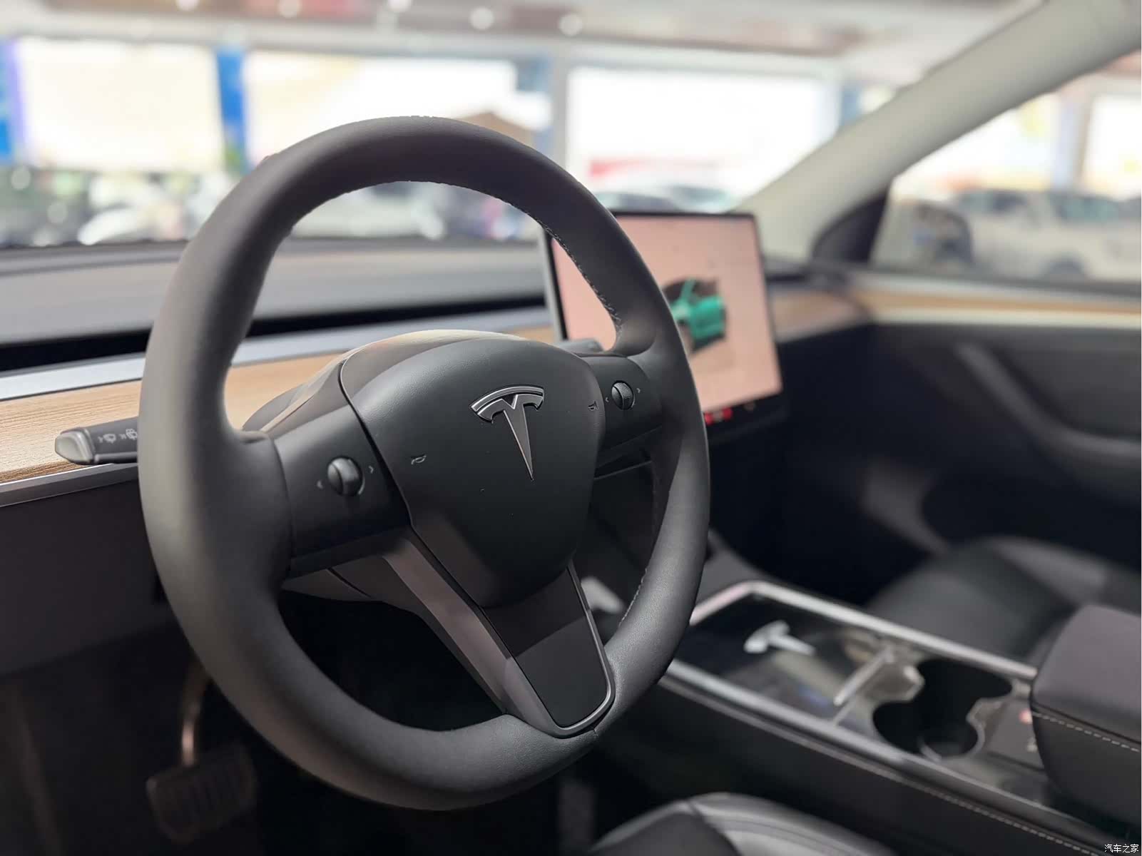 Tesla Model Y, 2022 12