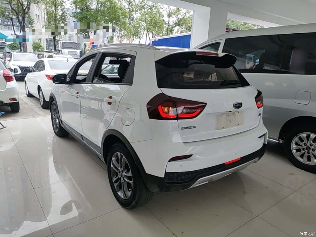 Geely X3, 2021 все фото
