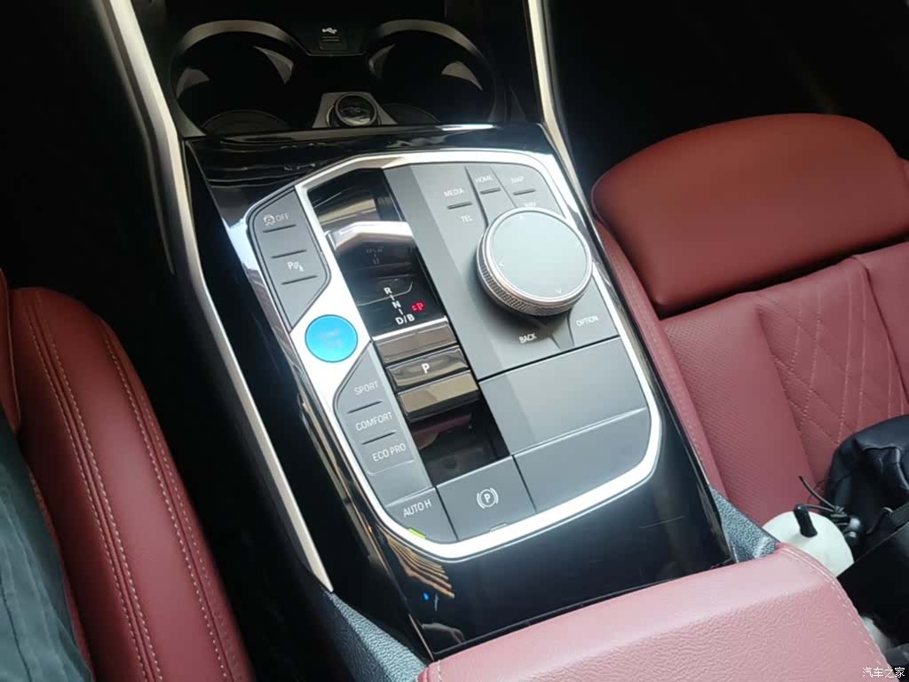 BMW i3, 2024 14