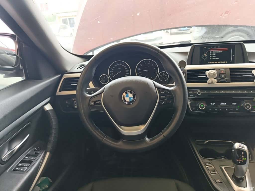 BMW 3 Series, 2017 11