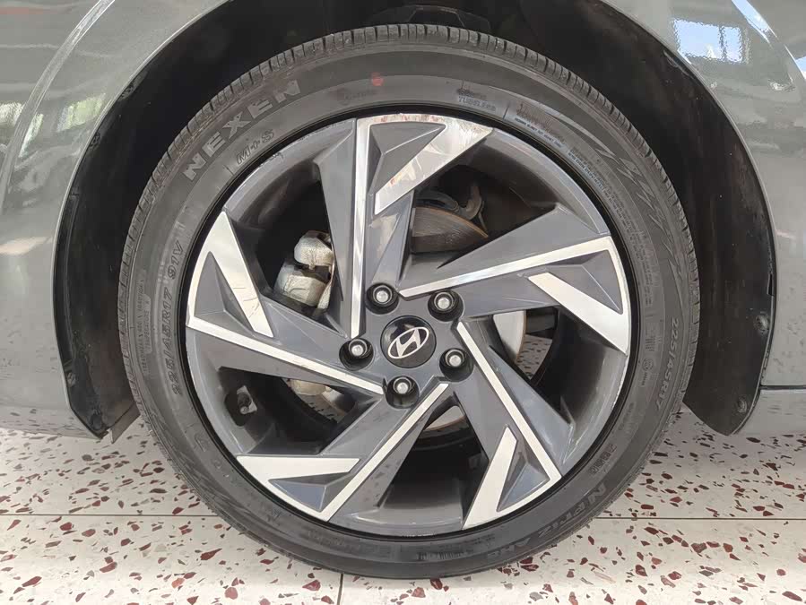 Hyundai Elantra 2023, фото 20