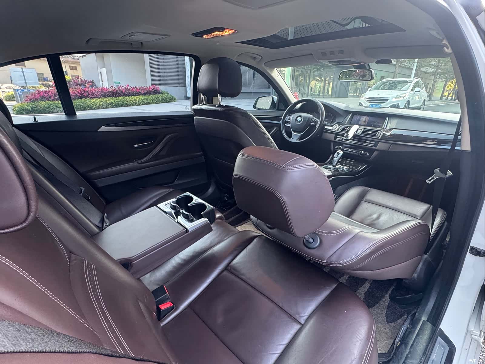 BMW 5 Series, 2015 24