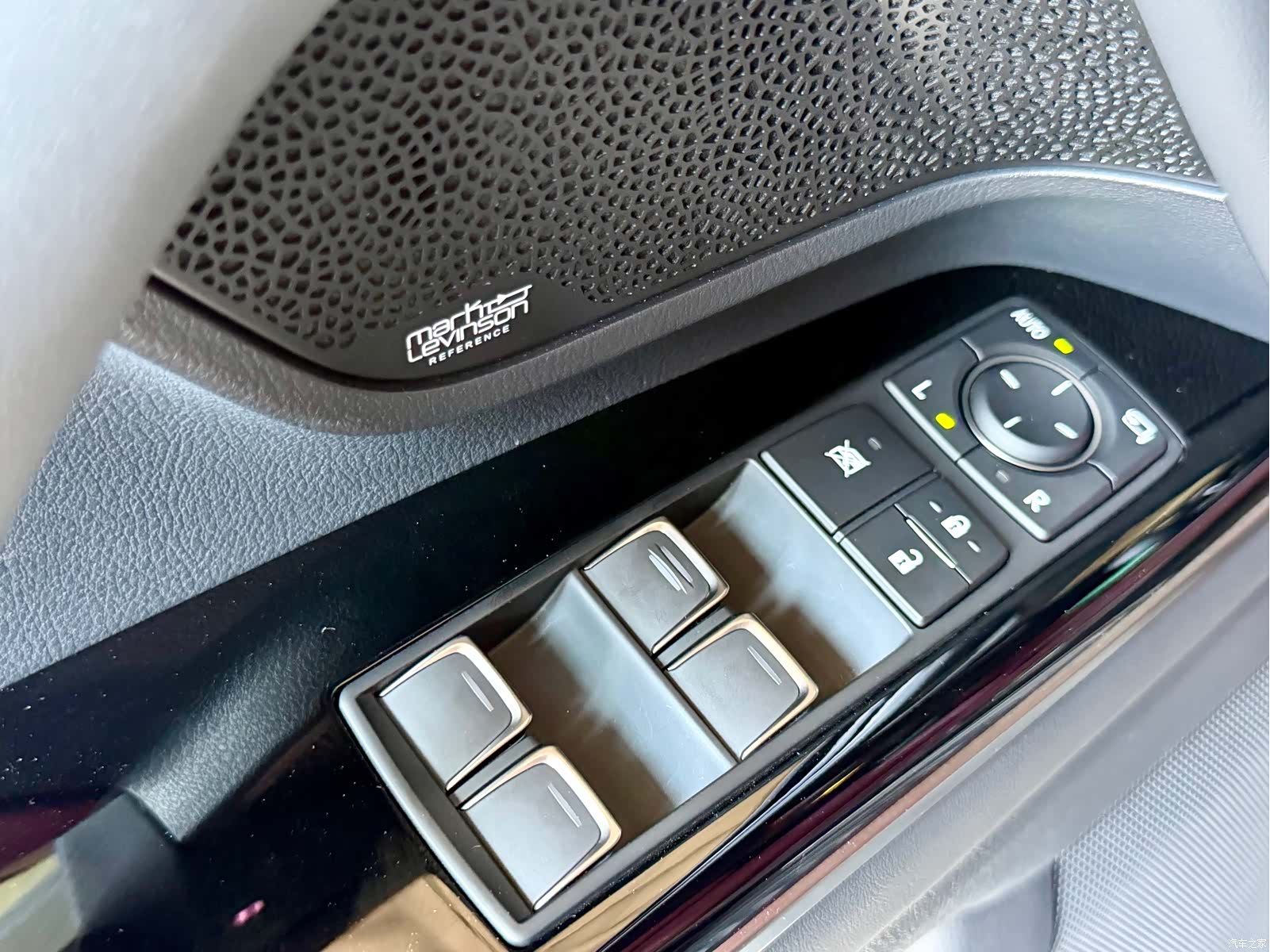 Lexus LX, 2026 13