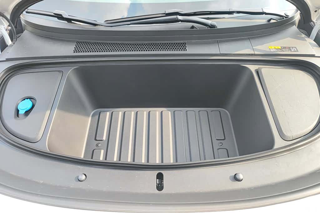 Li Auto i6, 2026 10