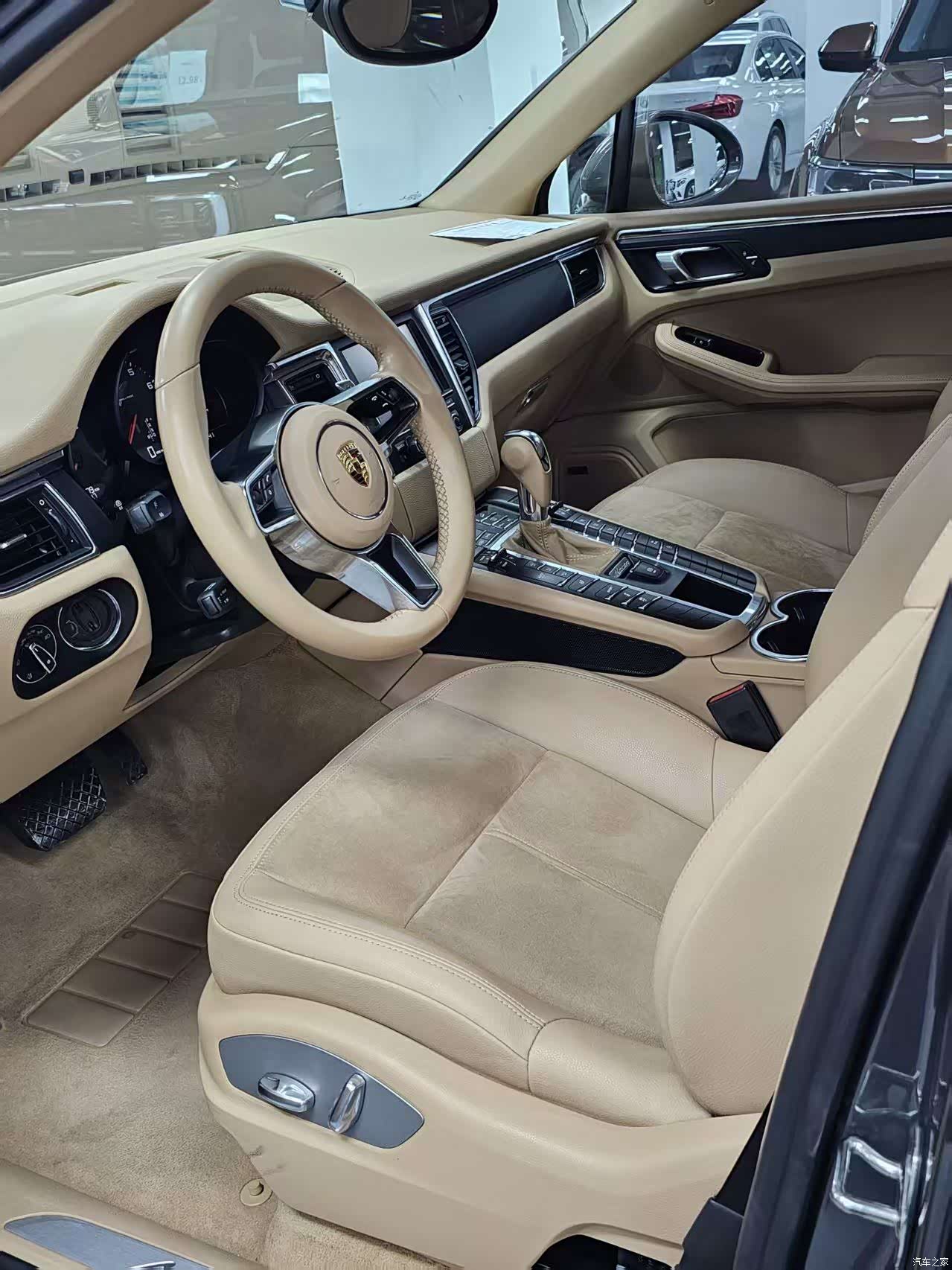 Porsche Macan, 2016 10
