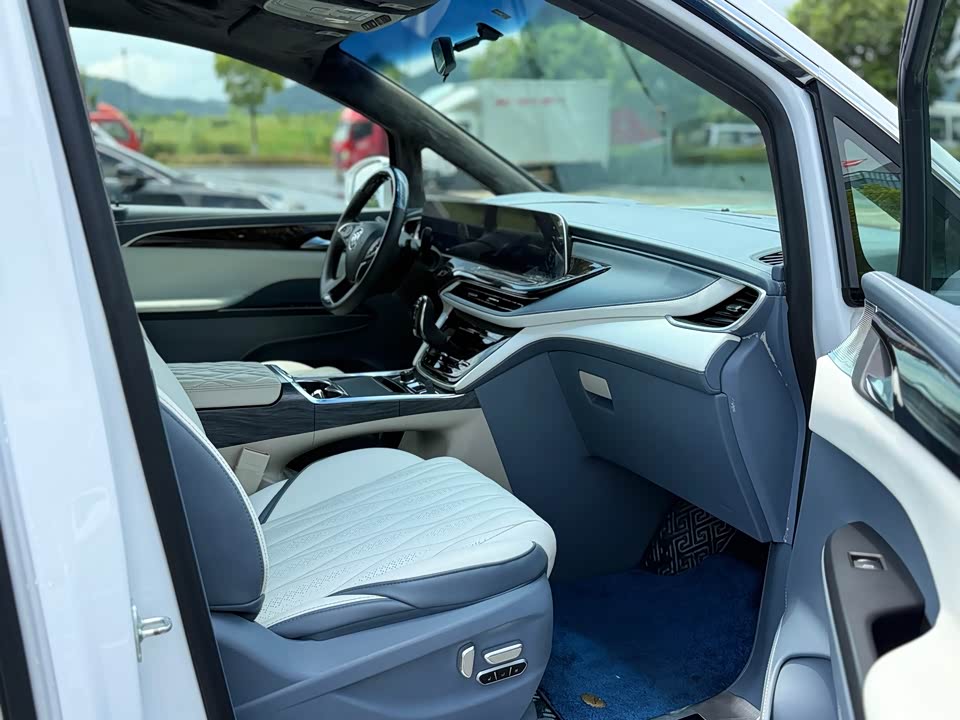 Buick GL8 Buick GL8