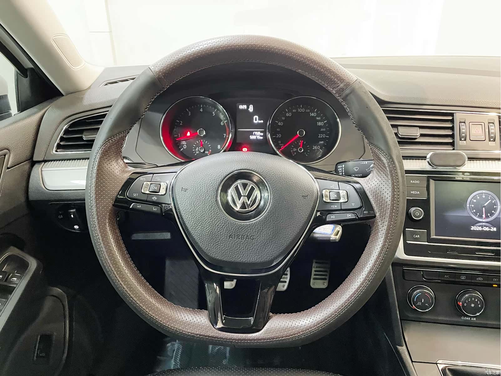 Volkswagen Lamando, 2017 22