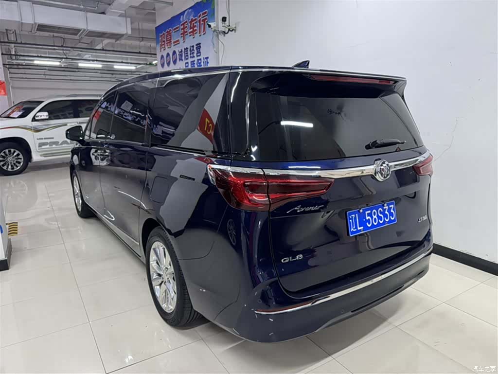 Buick GL8, 2020 10