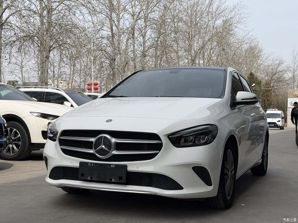 Mercedes-Benz B-Class, 2019 1