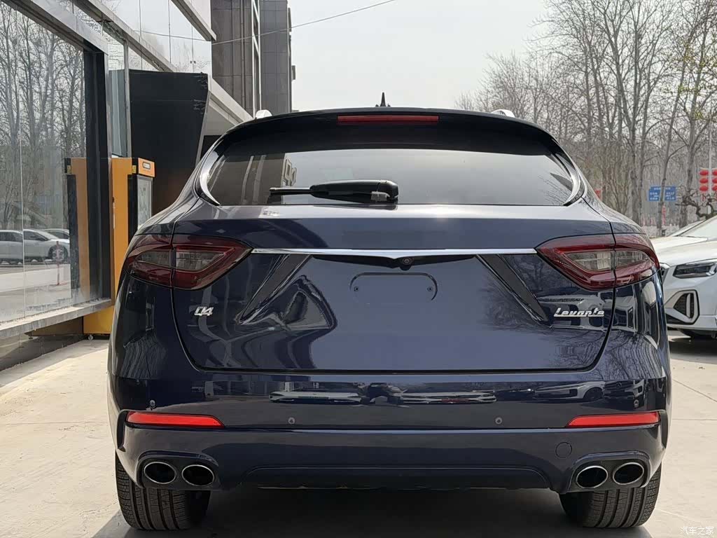 Maserati Levante, 2017 8