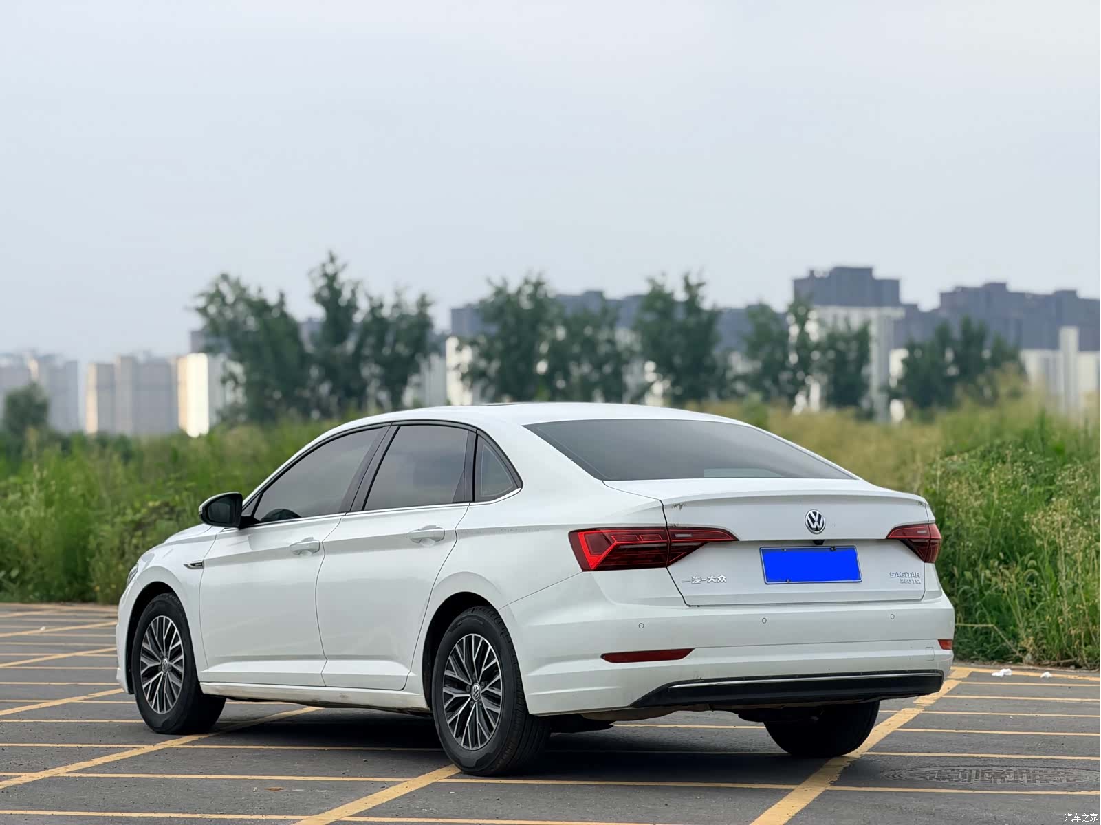 Volkswagen Sagitar, 2020 4