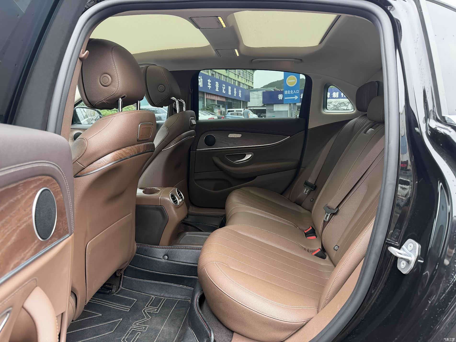 Mercedes-Benz E-Class, 2020 6