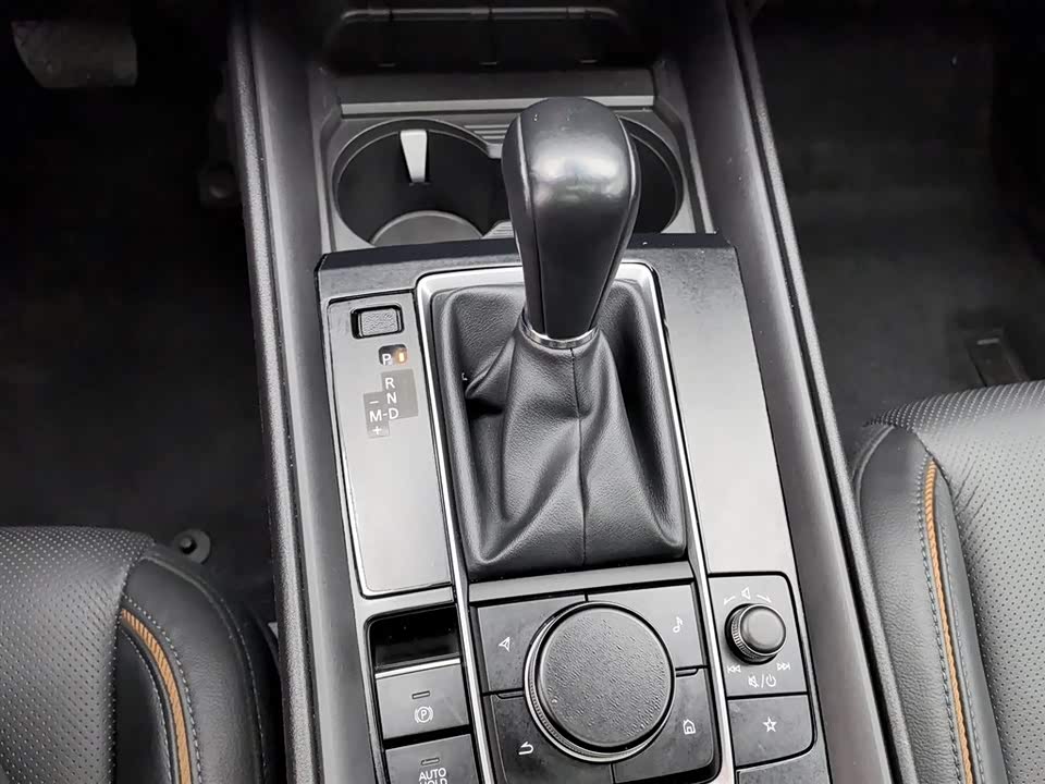 Mazda CX-50 line also