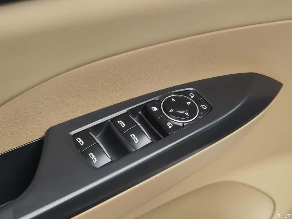 Buick GL8, 2020 9