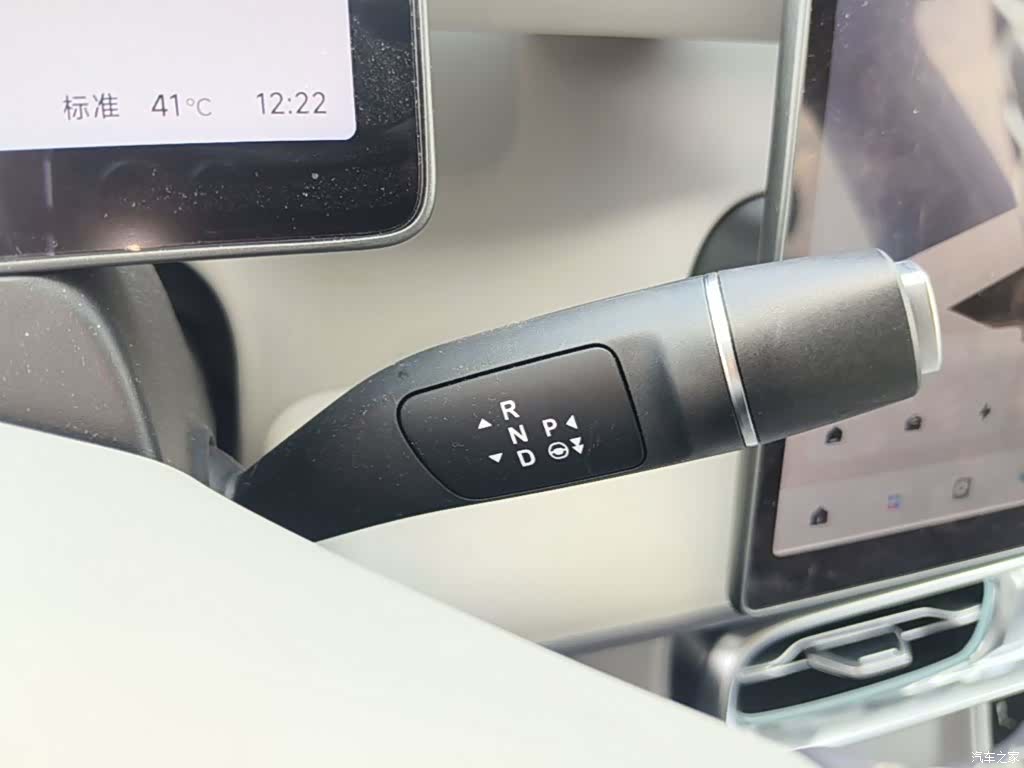 Leapmotor B10, 2025 14