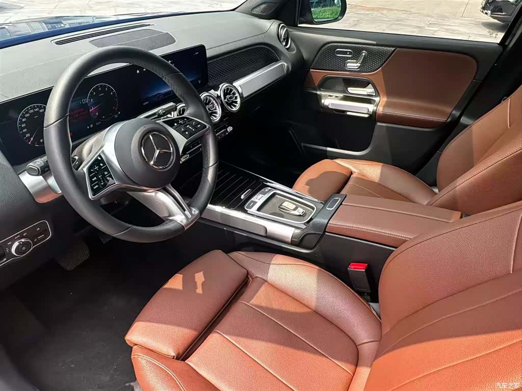 Mercedes-Benz GLB, 2024 14