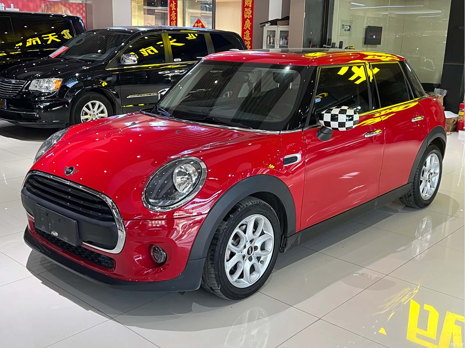 Mini ONE, 2019 1