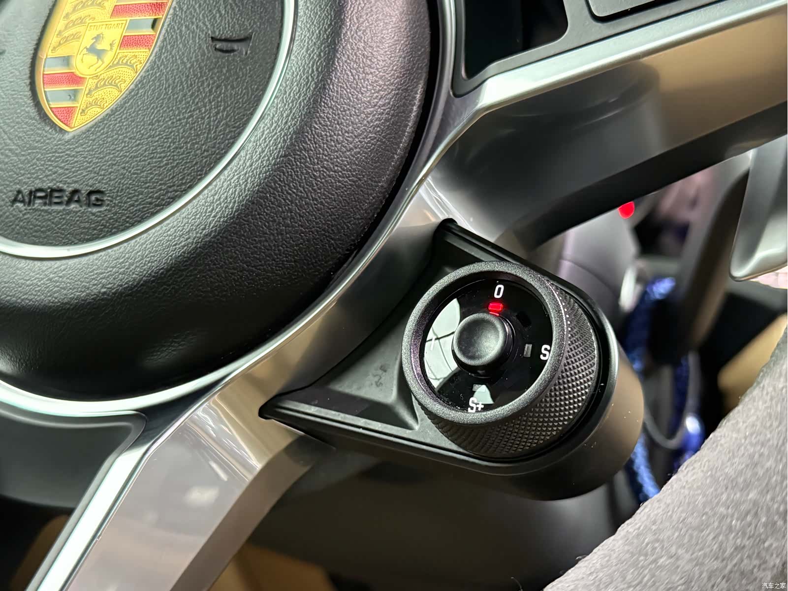 Porsche Cayenne, 2018 13