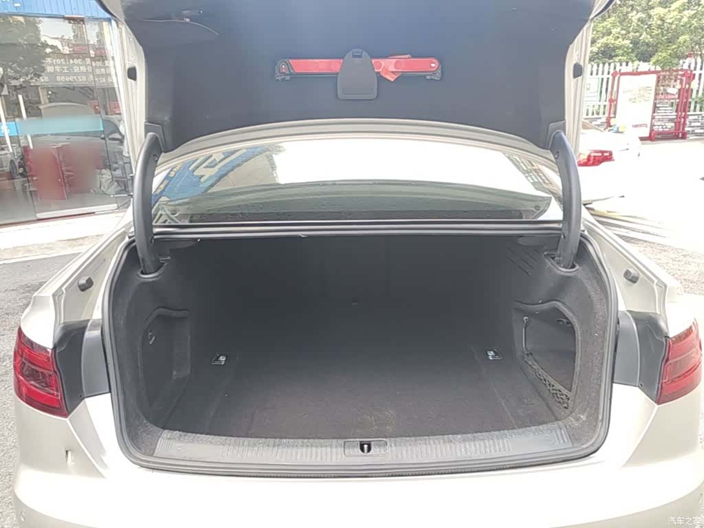 Audi A4L, 2019 19