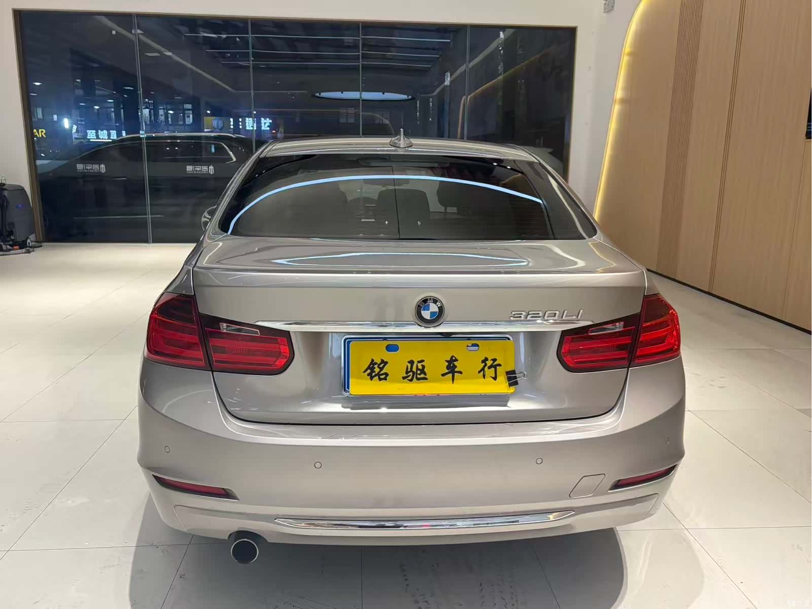 BMW 3 Series, 2015 все фото