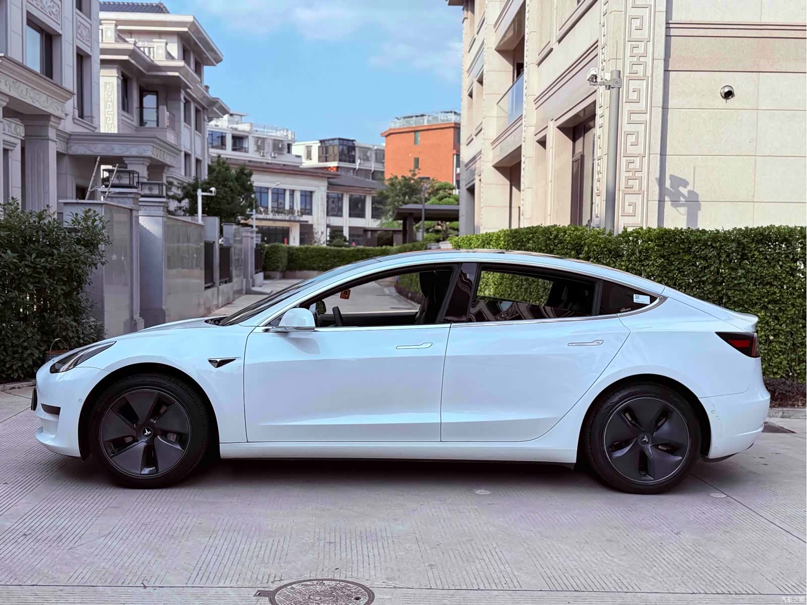 Tesla Model 3, 2020 9