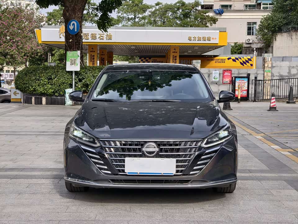 Nissan Teana