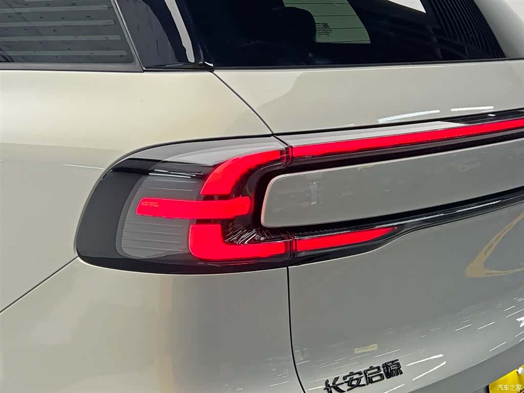 Changan Eado, 2025 10
