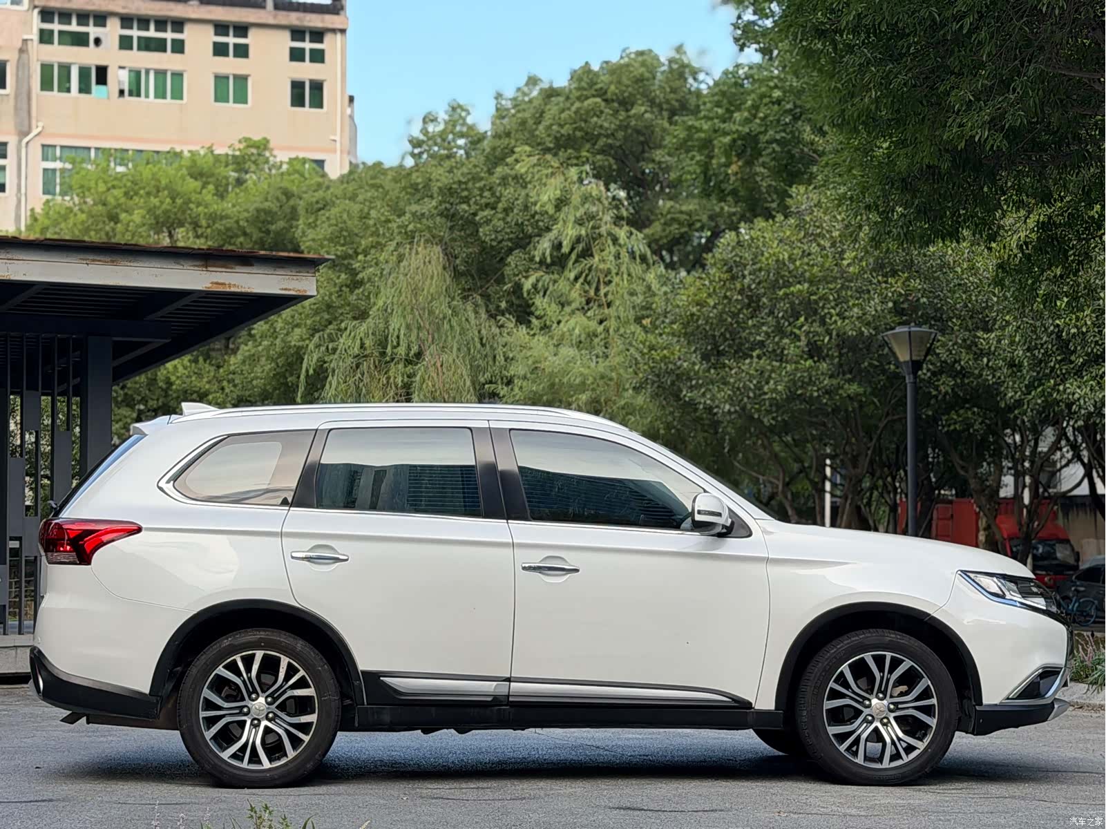 Mitsubishi Outlander, 2018 7