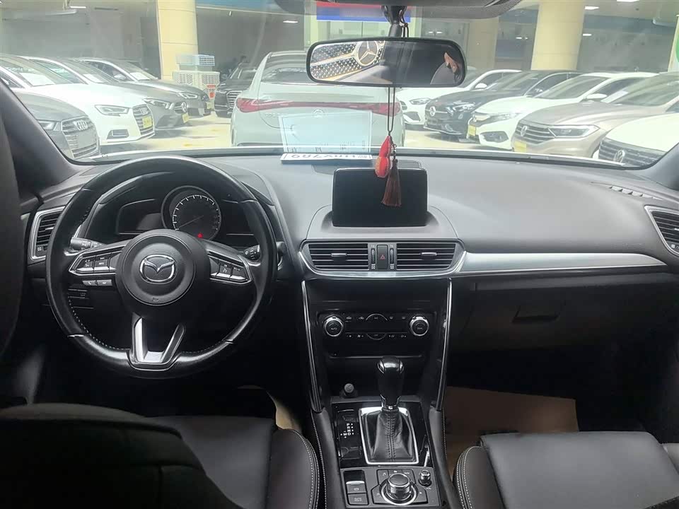 Mazda CX-4