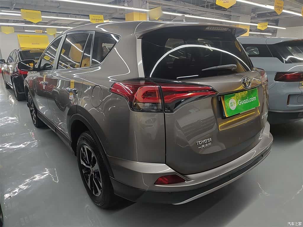 Toyota RAV4, 2018 23