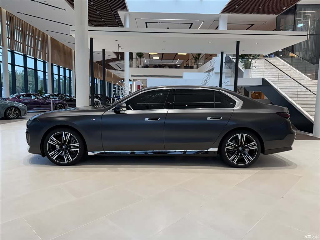 BMW 7 Series, 2025 14