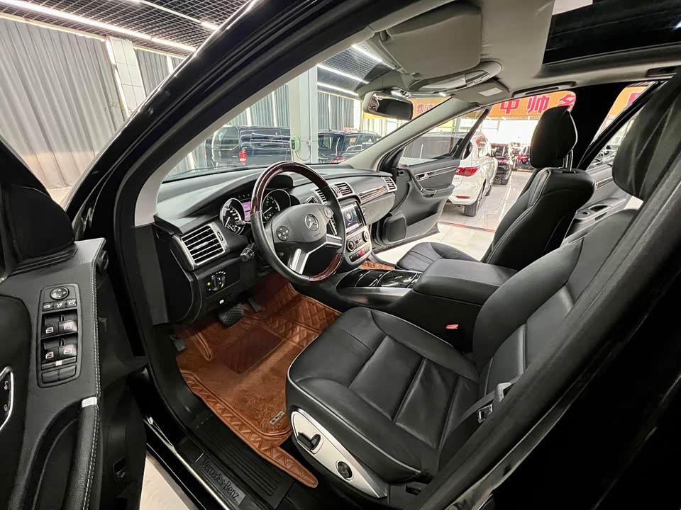 Mercedes-Benz R-class