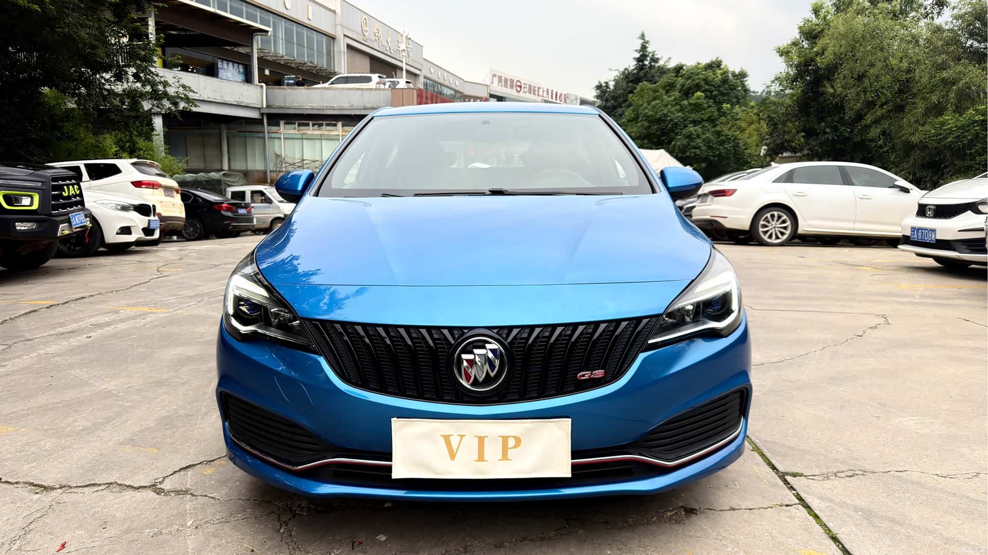 Buick Verano, 2017 1