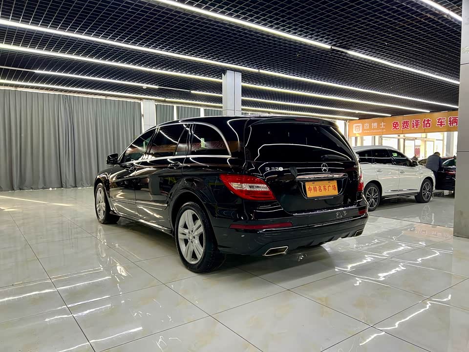 Mercedes-Benz R-class