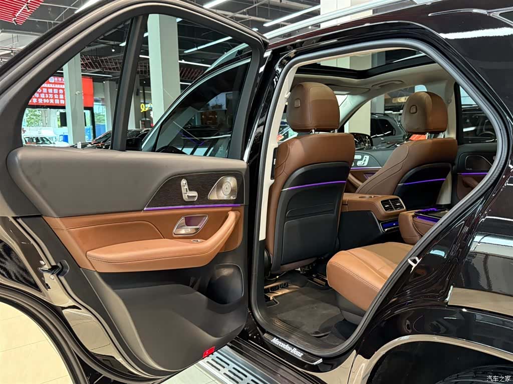Mercedes-Benz GLE, 2024 26