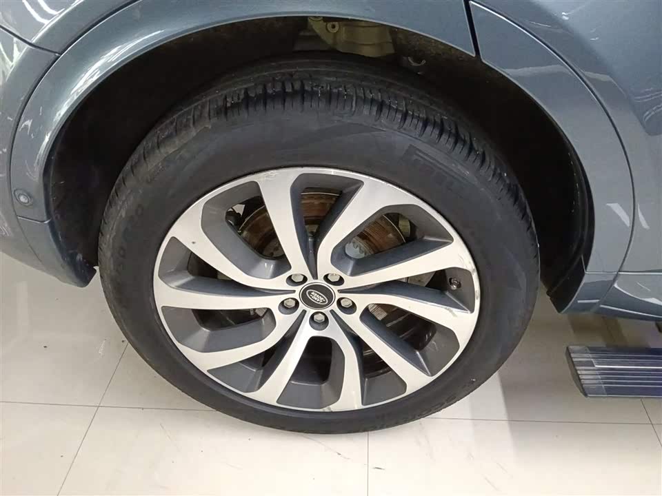 Land Rover Discover sports