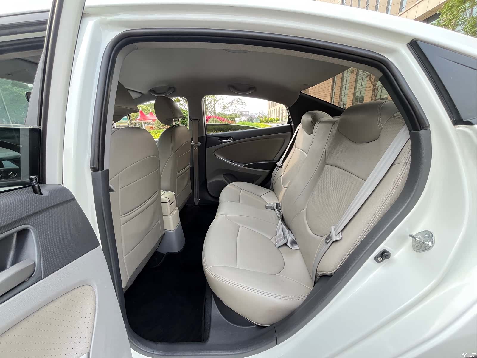 Hyundai GLS, 2017 12