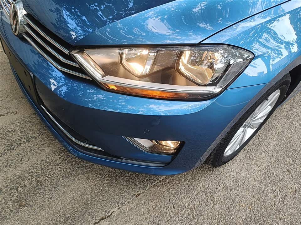 Volkswagen Golf*Jiayu Volkswagen Golf*Jiayu