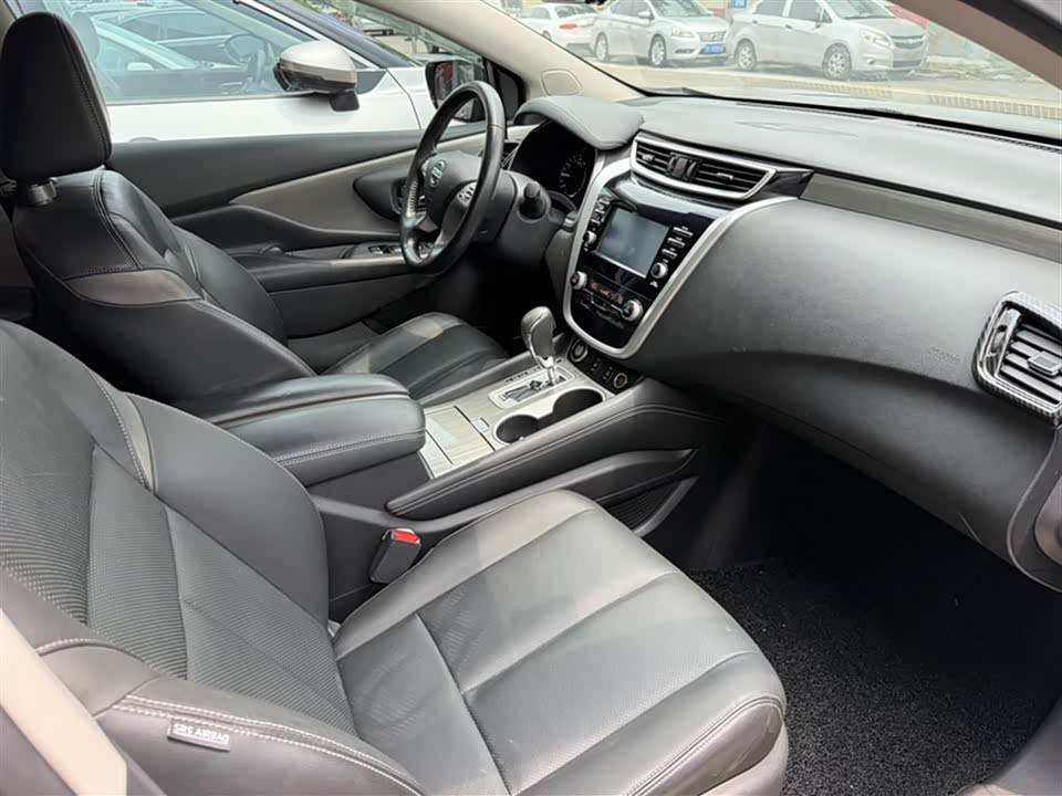 Nissan Loulan Nissan Loulan