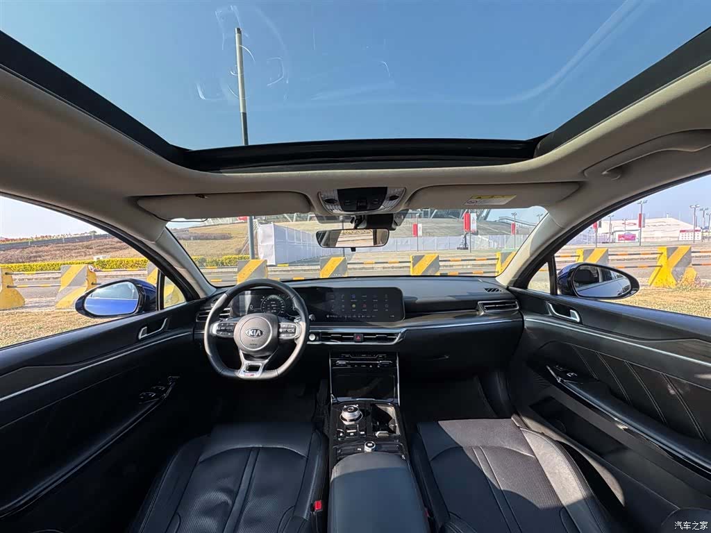 Kia K5, 2020 9