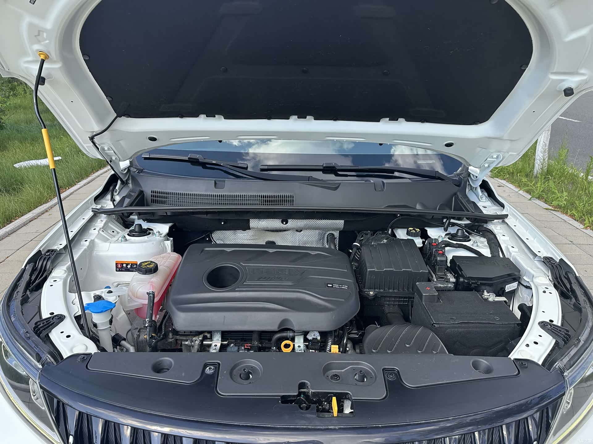 Geely X6, 2023 29