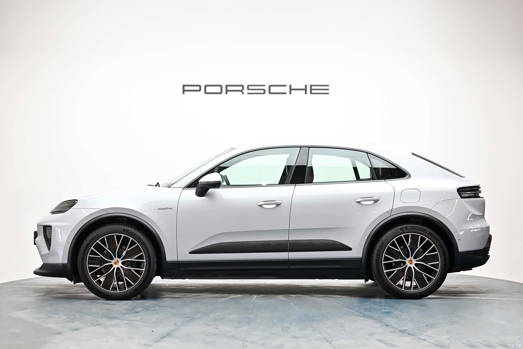 Porsche Macan, 2025 4