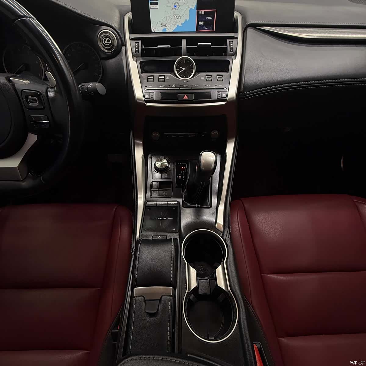 Lexus NX, 2021 15